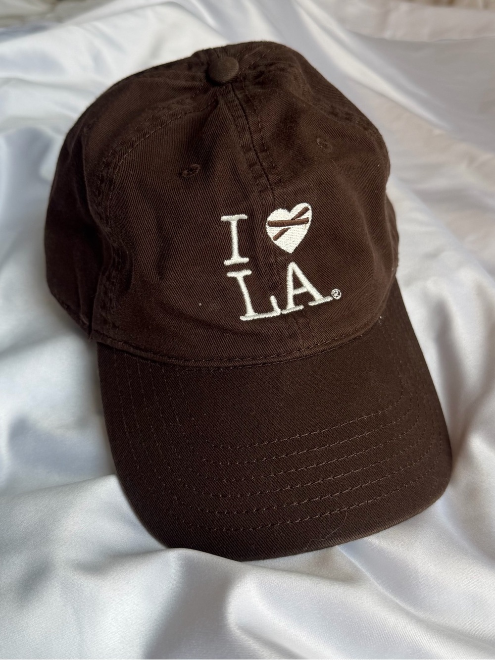 Lala land cafe baseball hat brown embroidered I heart LA